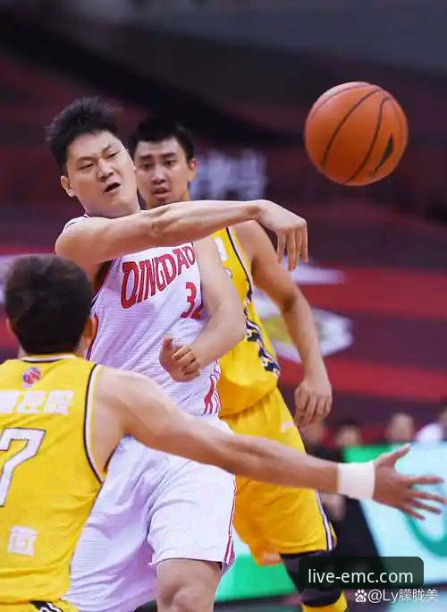 谢泼德单骑难救主 vs 勇士团队韧性：从一场加时鏖战看现代篮球的战术博弈